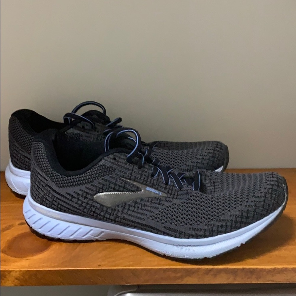 Brooks Revel running shoes
